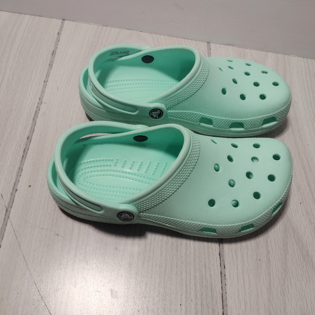 Crocs Unisex Adult Sandals Light Blue Crocs Shoes M6W8